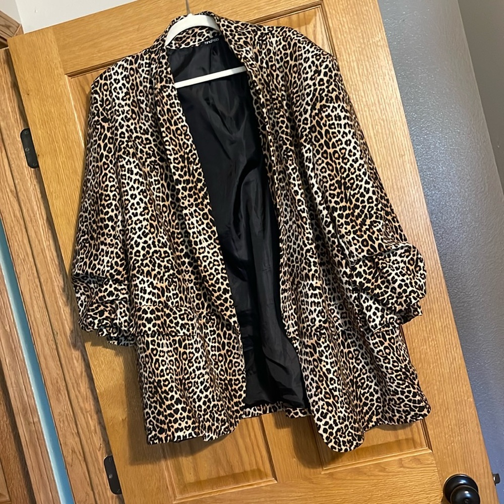 Leopard boohoo blazer